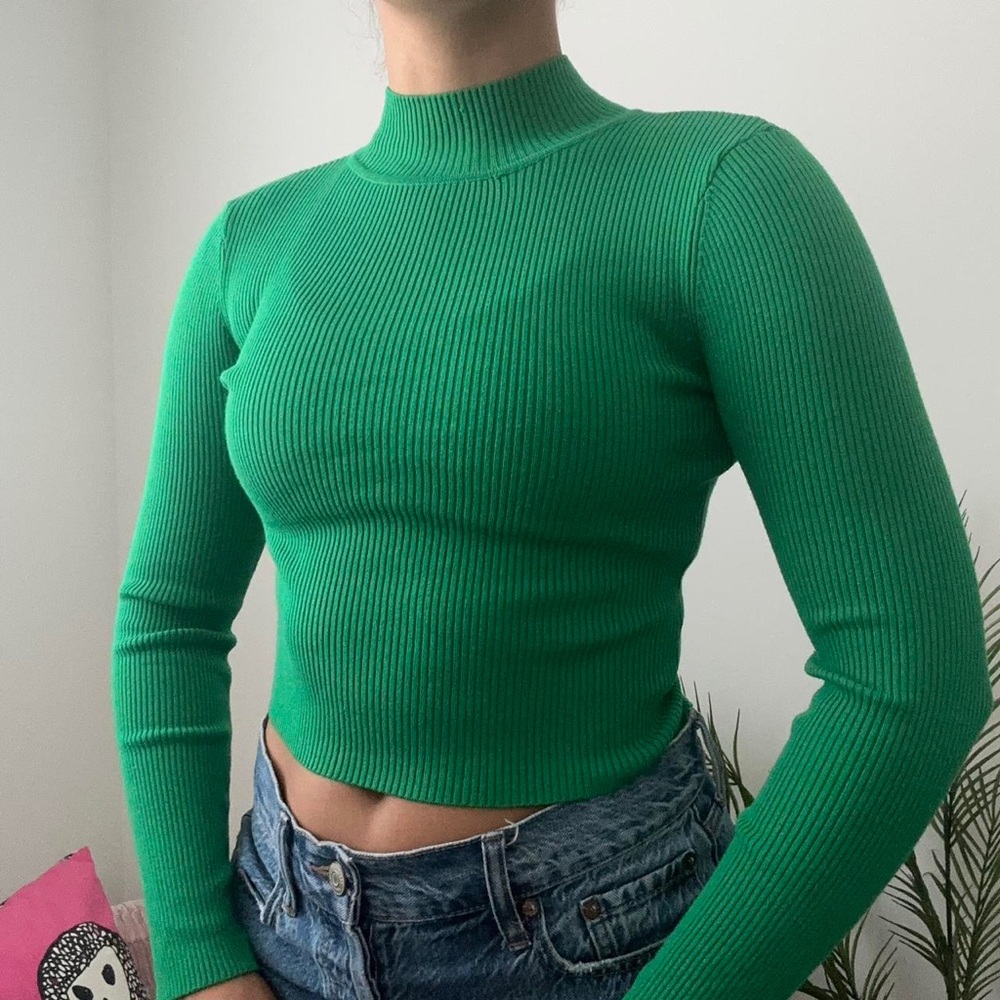 H&M Ribbed Turtleneck Top - Picture 4 of 6